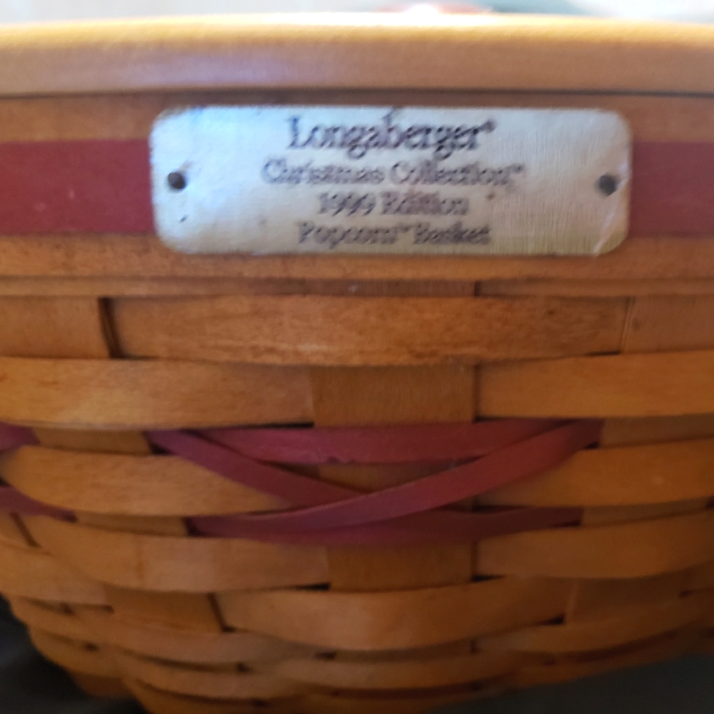 Longaberger 1999 Christmas Basket